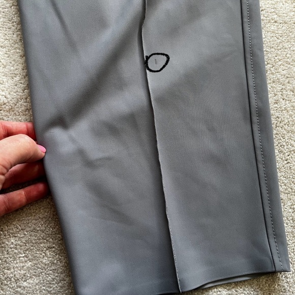 ATHLETA Stellar Wide Crop Pant Sizes 6 and 4 Trendy Stylish Active Athletic - Picture 4 of 15